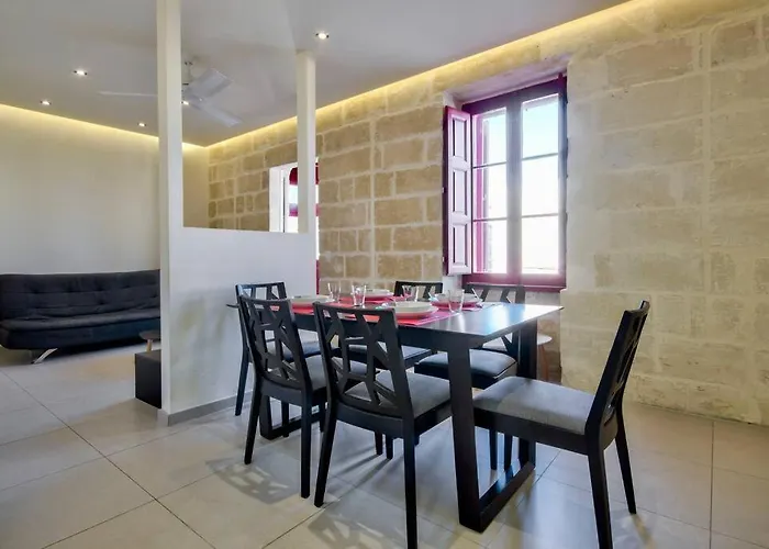 Lucky Star 303 By Vallettastay Valletta